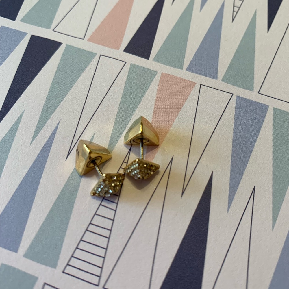 Stella and dot reversible gold earrings